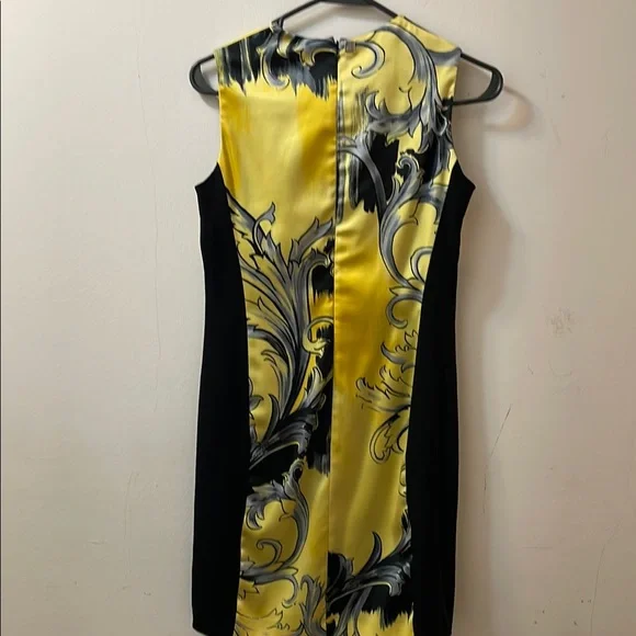 Versace, Elegant Yellow and Black Sleeveless Dress